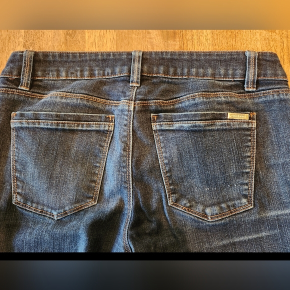 Women’s White House Black Market Size 6 Reg Dark Wash Boot Cut Denim Jeans - Picture 5 of 6
